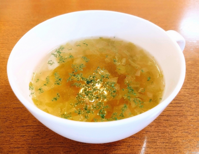 THE SIMPLE SOUP