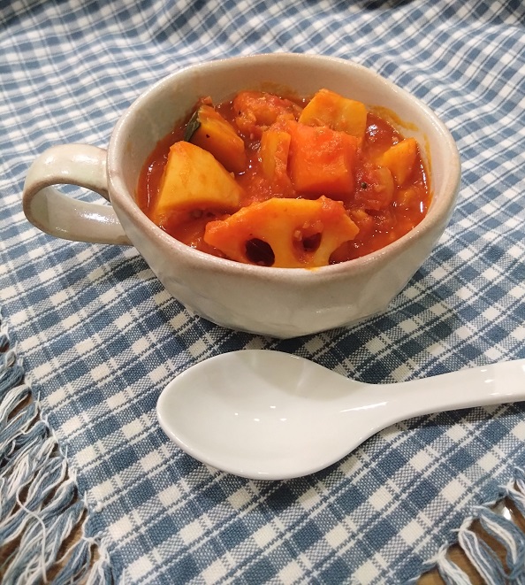 ゴロゴロ野菜のミネストローネ